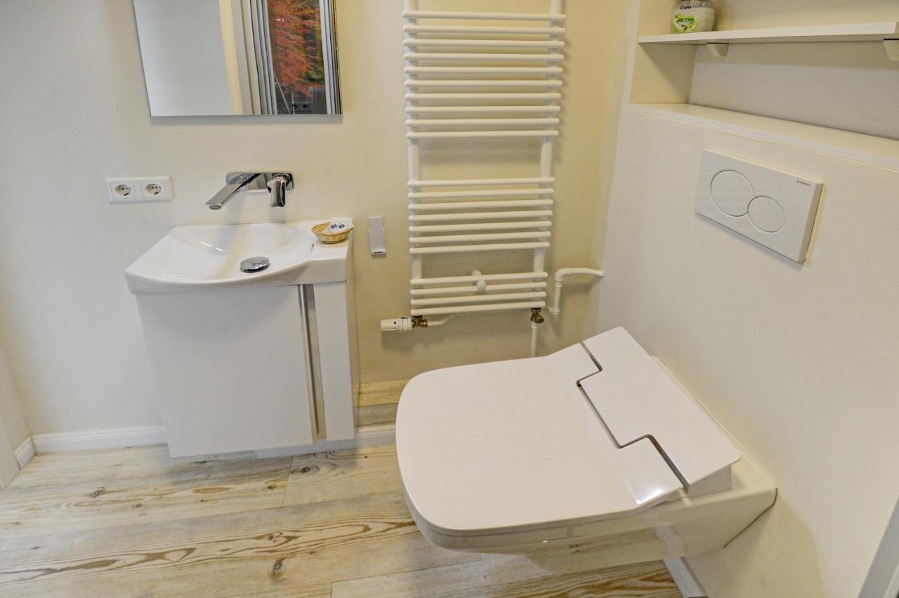 Fewo1846 - Flensview - Komfortables Studioapartment Mit Balkon Und Hafenblick Flensburg Bagian luar foto